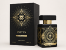 Caixa preta e frasco preto do perfume Initio Oud for Greatness, com detalhes e inscrições douradas.